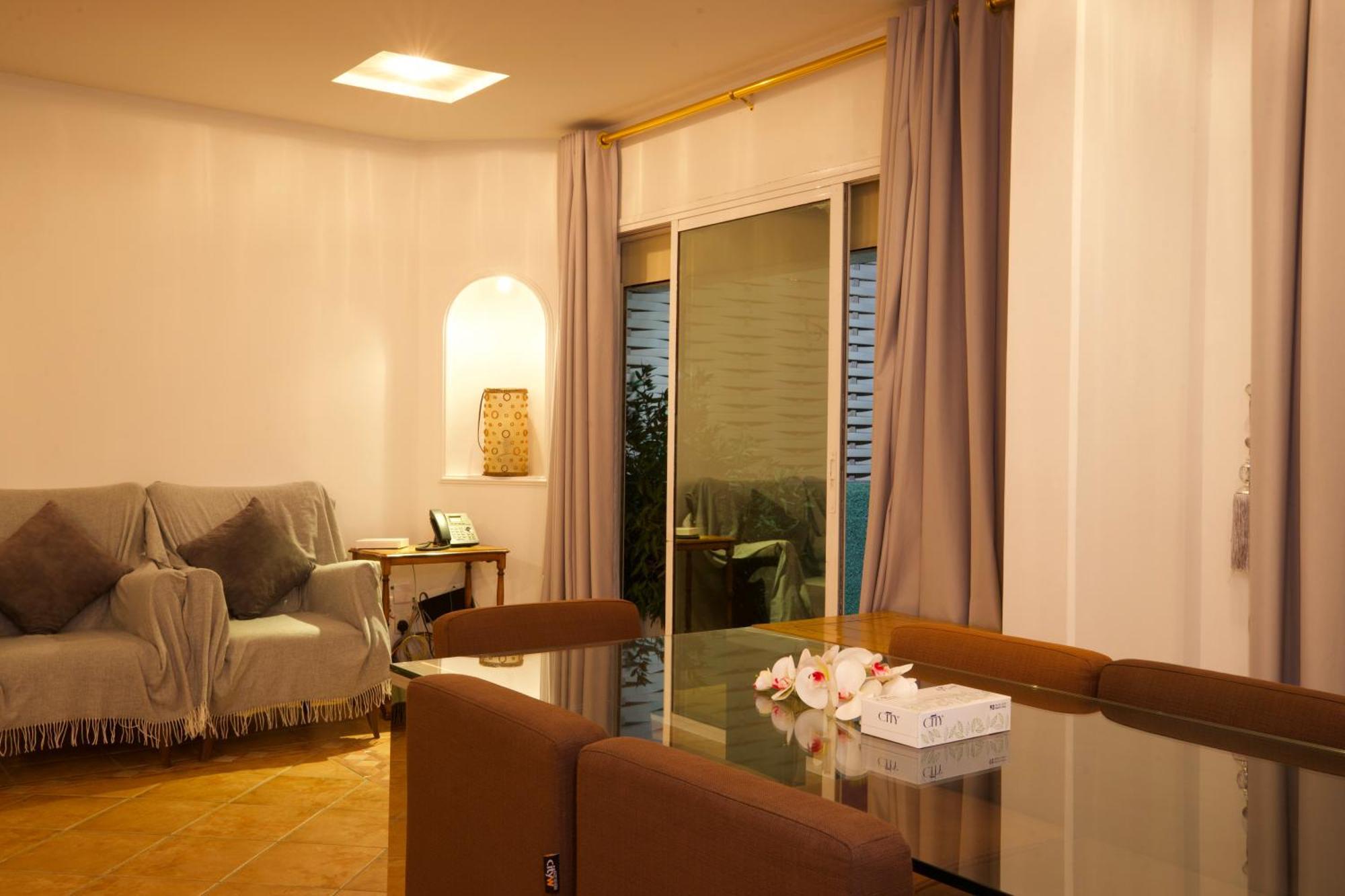 Palm Beach Resort Half Moon Bay Extérieur photo